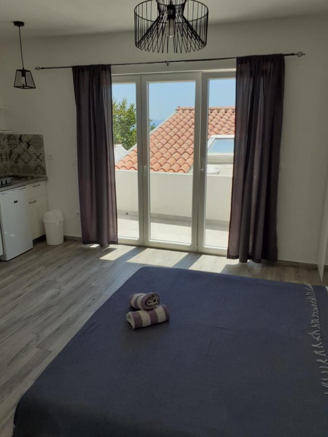 Apartament Studio Ela Baška Voda Zewnętrze zdjęcie