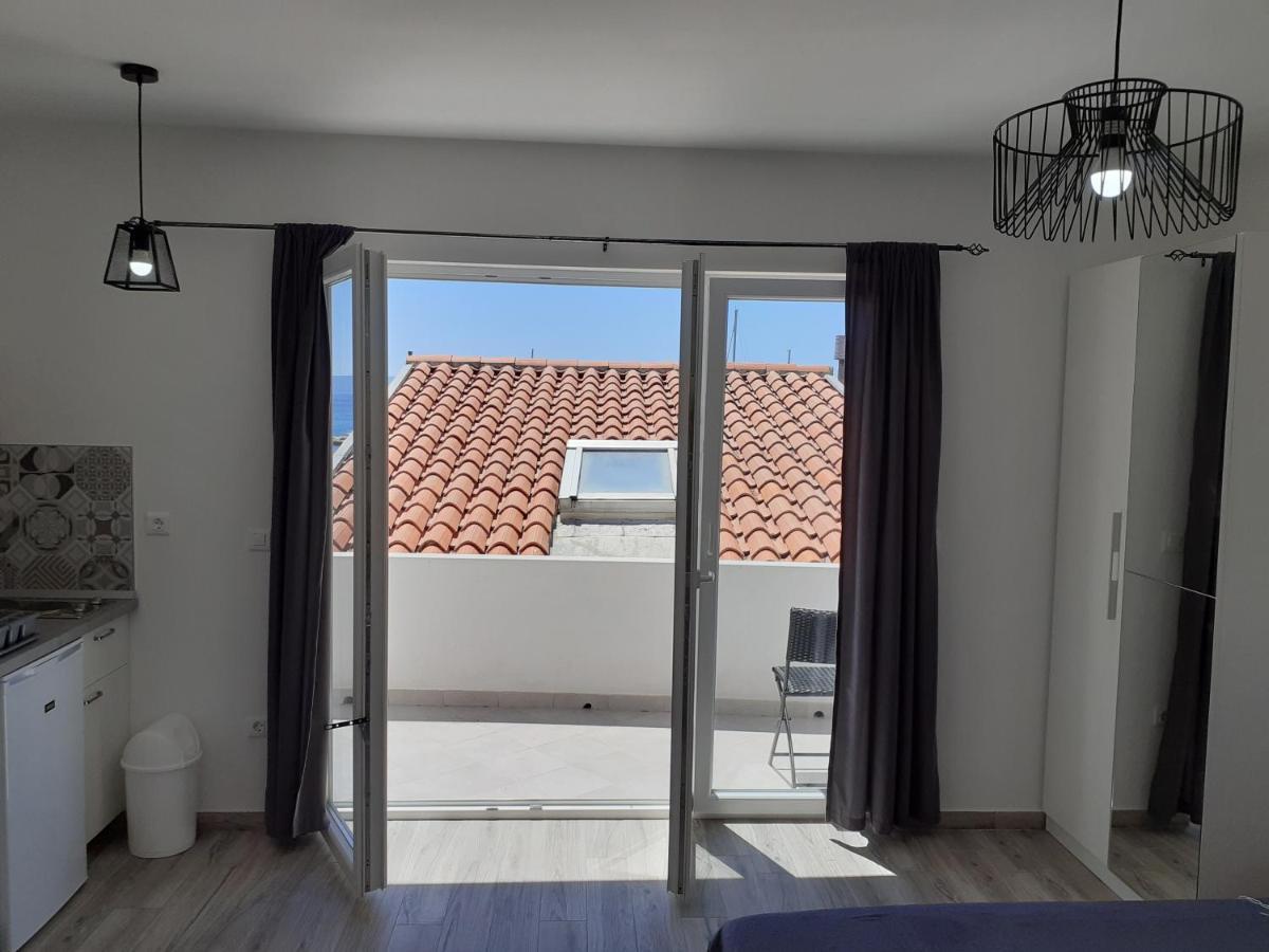 Apartament Studio Ela Baška Voda Zewnętrze zdjęcie